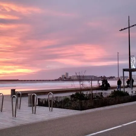 아파트 Authentique Appartement, 20m De La Grande Les Sables-dʼOlonne