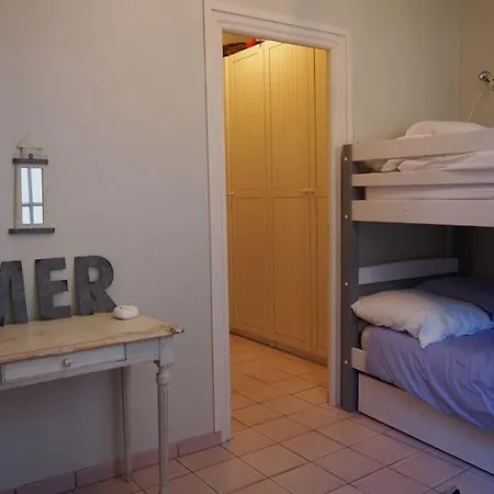 Apartmán Authentique Appartement, 20m De La Grande *